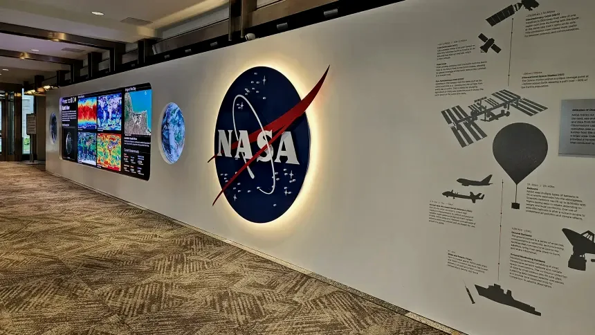 NASA Headquarters Earth Information Center exhibit and displays